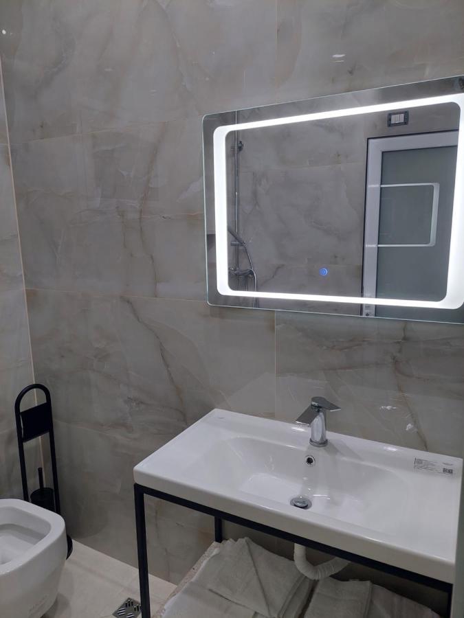 Sole Inn Vlore Ngoại thất bức ảnh