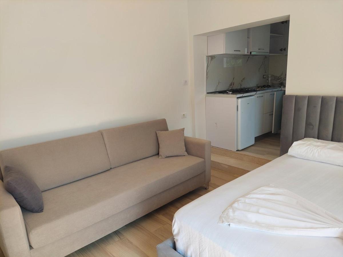 Sole Inn Vlore Ngoại thất bức ảnh